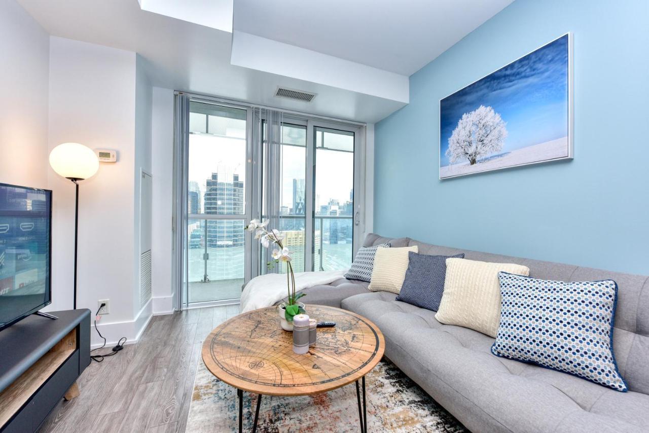 Blue Jays Aparment Apartment Toronto Exterior photo